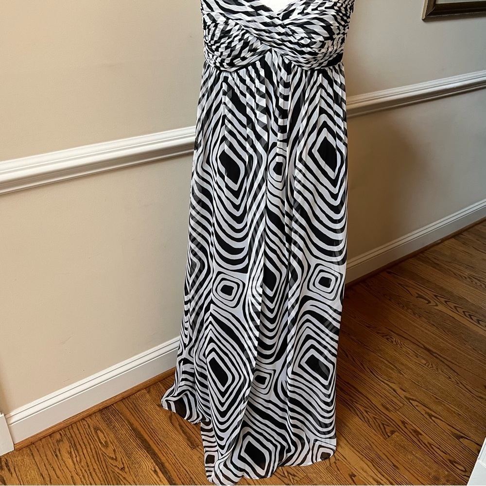 WHBM – Black and White Long Strapless Silk Dress – Size 12